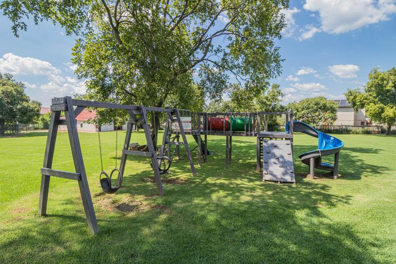 3 Bedroom Property for Sale in Candlewoods Country Estate Gauteng