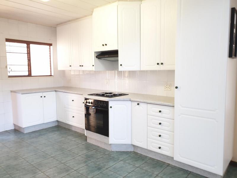 To Let 2 Bedroom Property for Rent in North Riding Gauteng