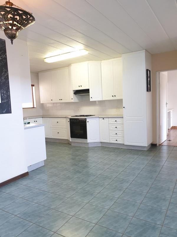 To Let 2 Bedroom Property for Rent in North Riding Gauteng