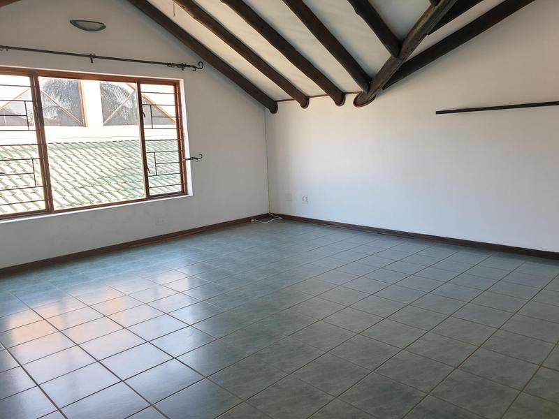 To Let 2 Bedroom Property for Rent in North Riding Gauteng