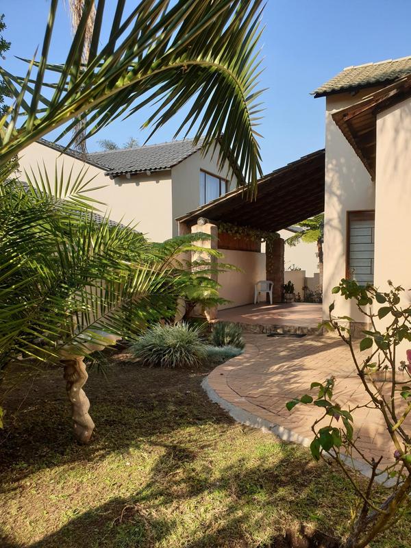 To Let 2 Bedroom Property for Rent in North Riding Gauteng