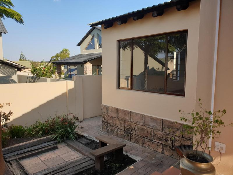 To Let 2 Bedroom Property for Rent in North Riding Gauteng