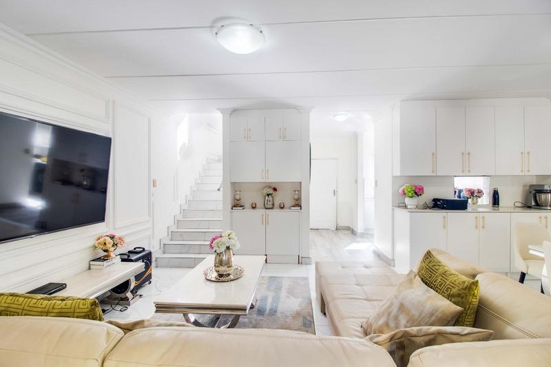 2 Bedroom Property for Sale in Willowbrook Gauteng
