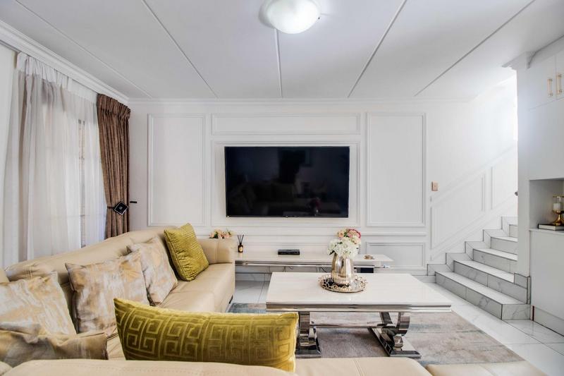2 Bedroom Property for Sale in Willowbrook Gauteng