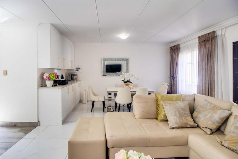 2 Bedroom Property for Sale in Willowbrook Gauteng