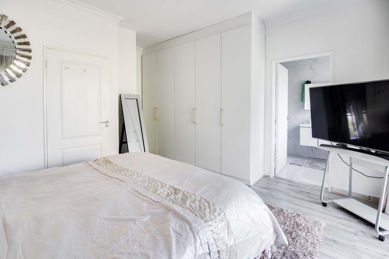 2 Bedroom Property for Sale in Willowbrook Gauteng