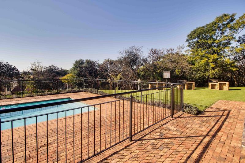2 Bedroom Property for Sale in Willowbrook Gauteng