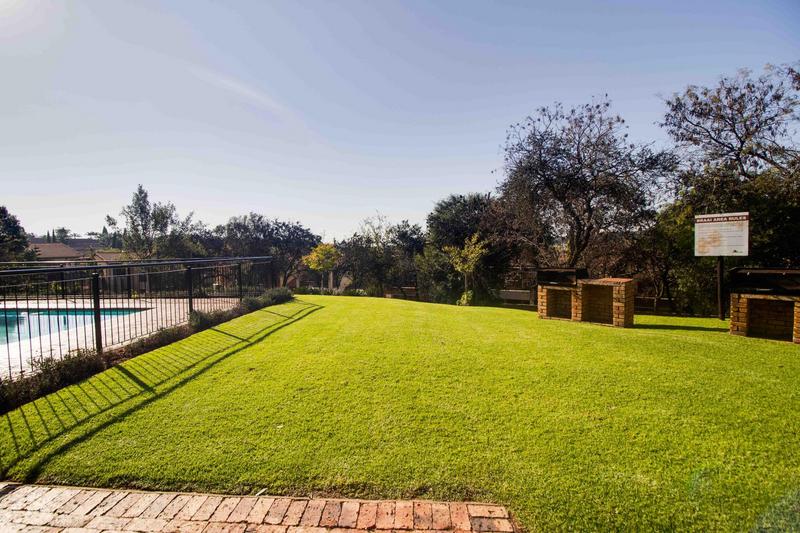 2 Bedroom Property for Sale in Willowbrook Gauteng