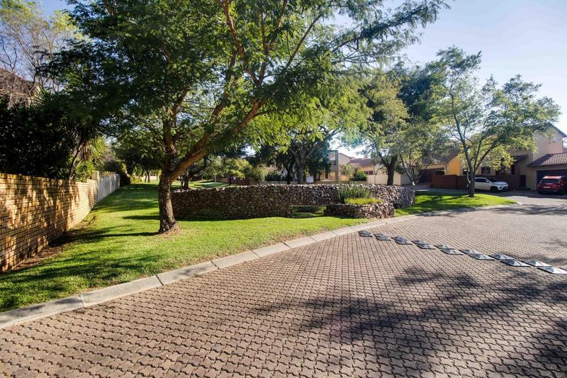 2 Bedroom Property for Sale in Willowbrook Gauteng