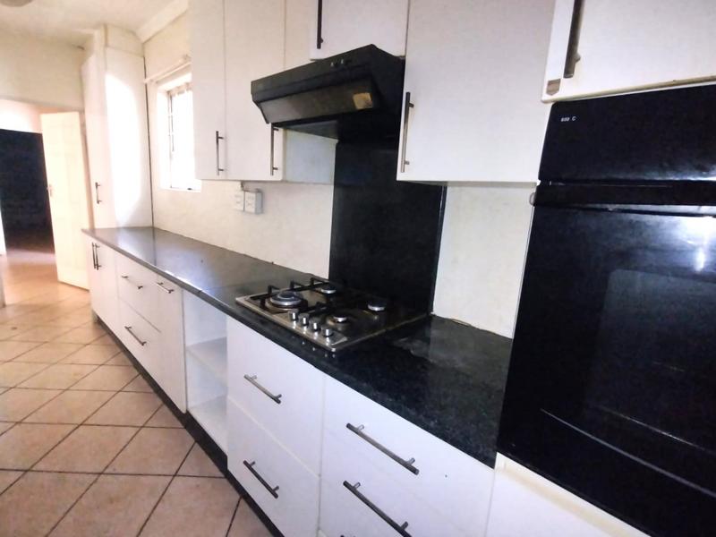 6 Bedroom Property for Sale in Kliprivier Gauteng