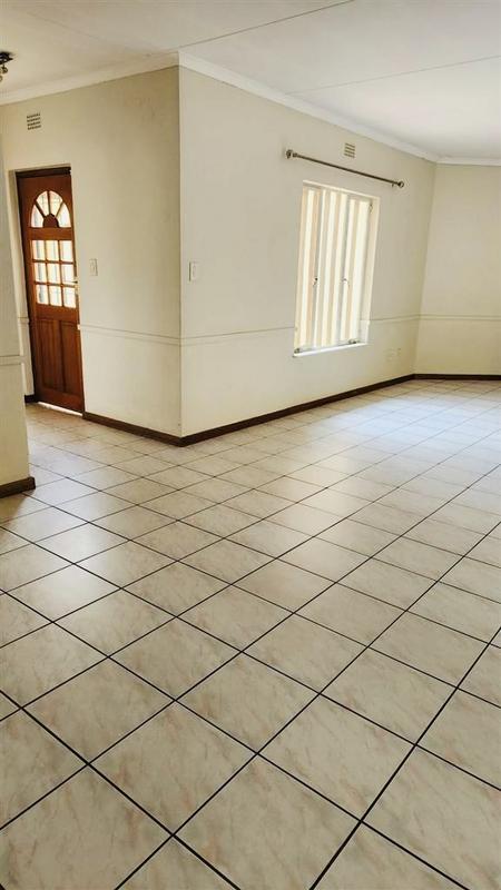 To Let 1 Bedroom Property for Rent in Norscot Gauteng