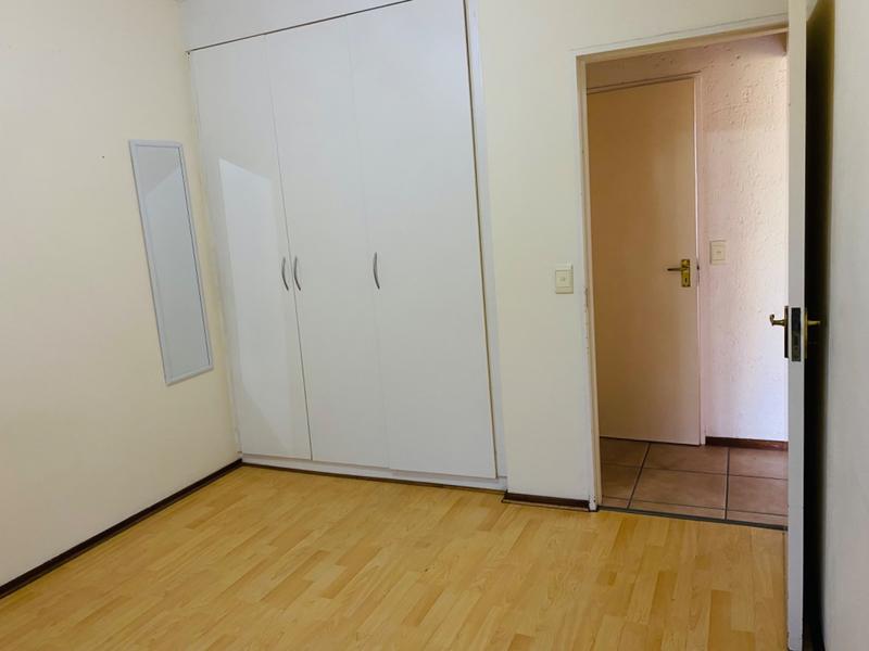 To Let 1 Bedroom Property for Rent in Pineslopes Gauteng