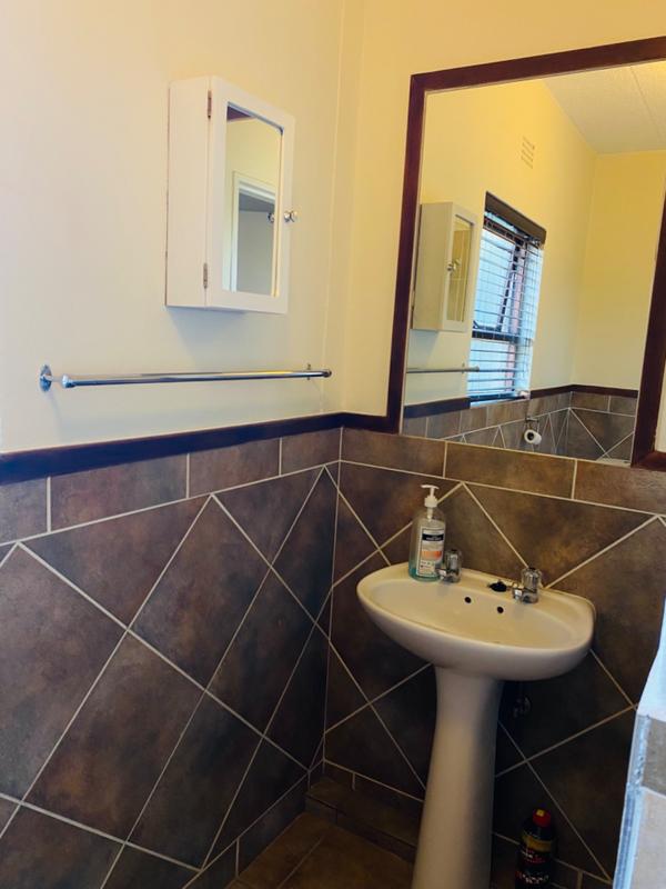 To Let 1 Bedroom Property for Rent in Pineslopes Gauteng