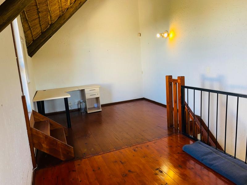 To Let 1 Bedroom Property for Rent in Pineslopes Gauteng