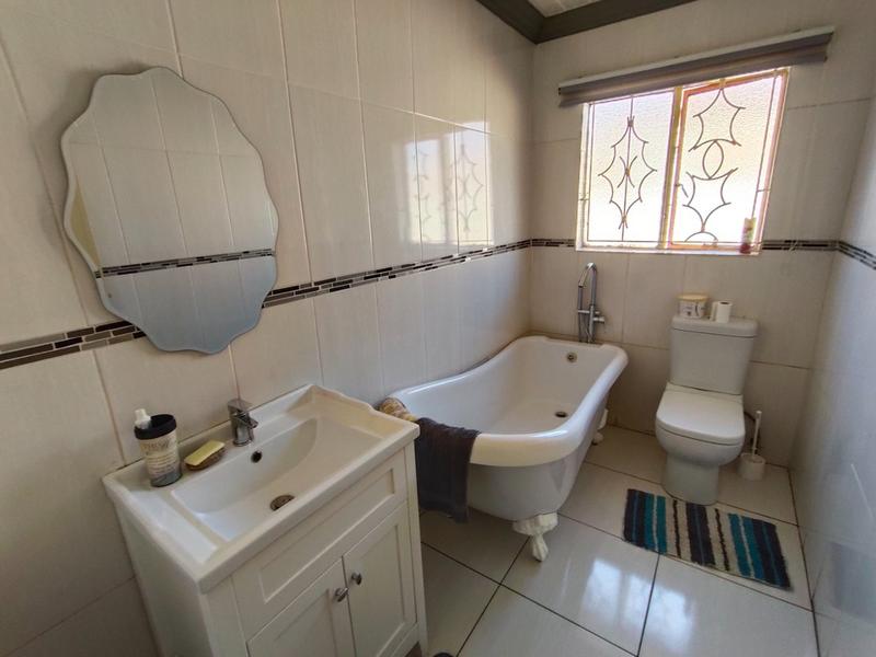 3 Bedroom Property for Sale in Chantelle Gauteng