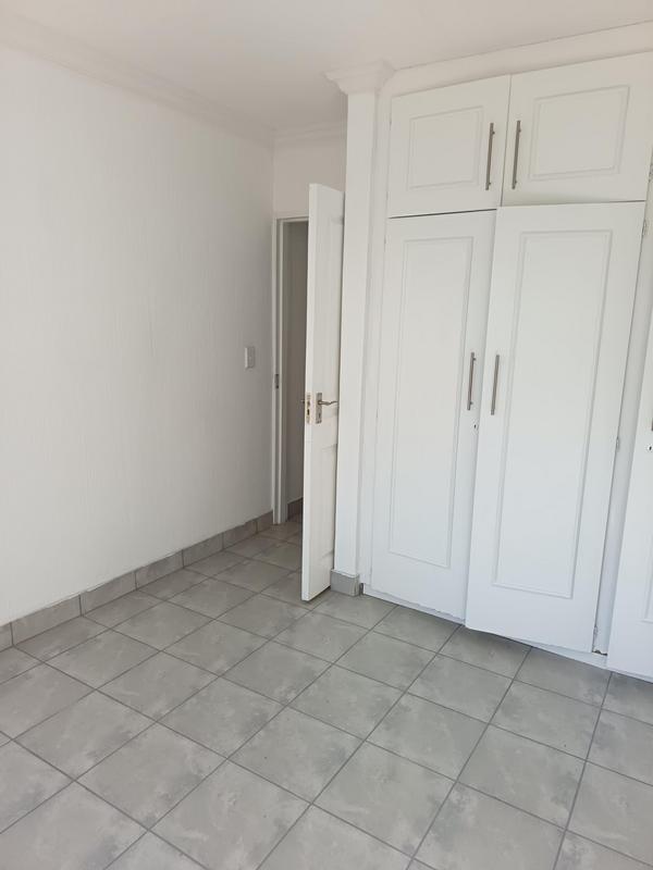 To Let 1 Bedroom Property for Rent in Buccleuch Gauteng