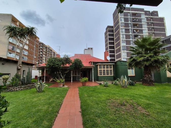 4 Bedroom Property for Sale in Bardene Gauteng