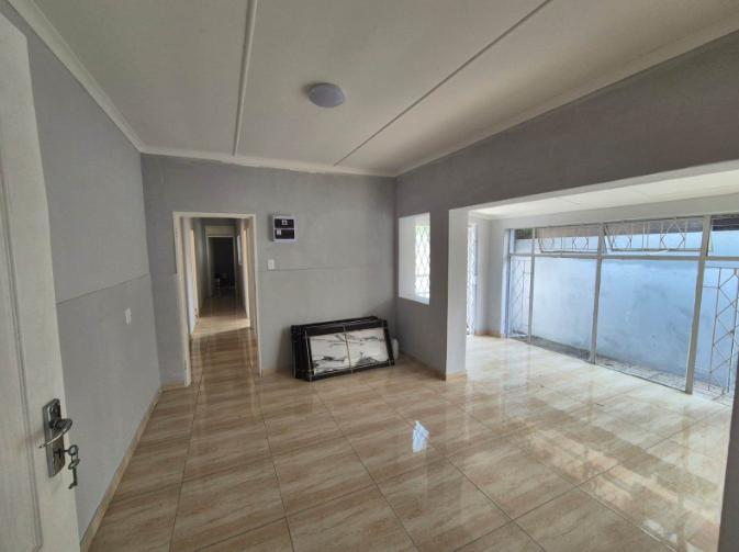 3 Bedroom Property for Sale in Towerby Gauteng