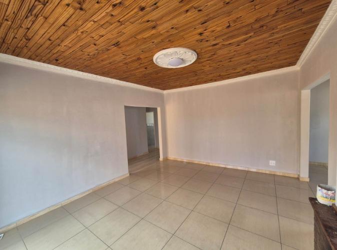 3 Bedroom Property for Sale in Towerby Gauteng