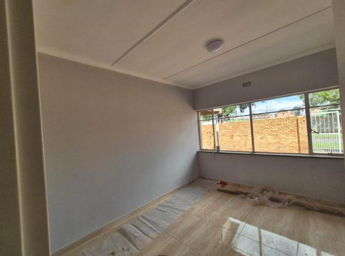 3 Bedroom Property for Sale in Towerby Gauteng