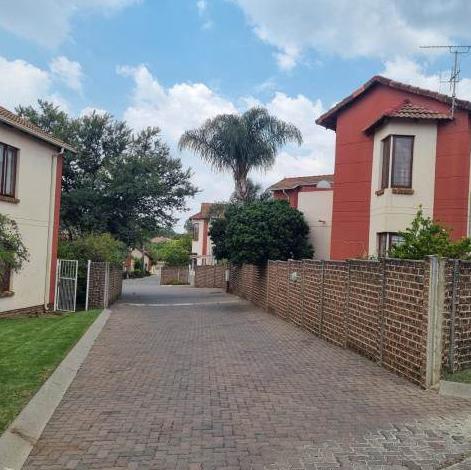 3 Bedroom Property for Sale in North Riding Gauteng