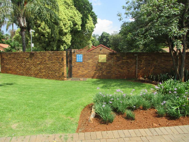 2 Bedroom Property for Sale in Annlin Gauteng