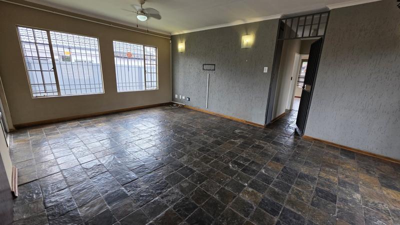 3 Bedroom Property for Sale in Montana Park Gauteng