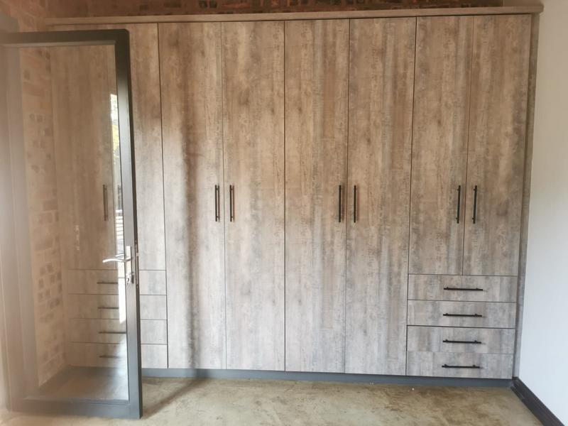 2 Bedroom Property for Sale in Waterkloof A H Gauteng