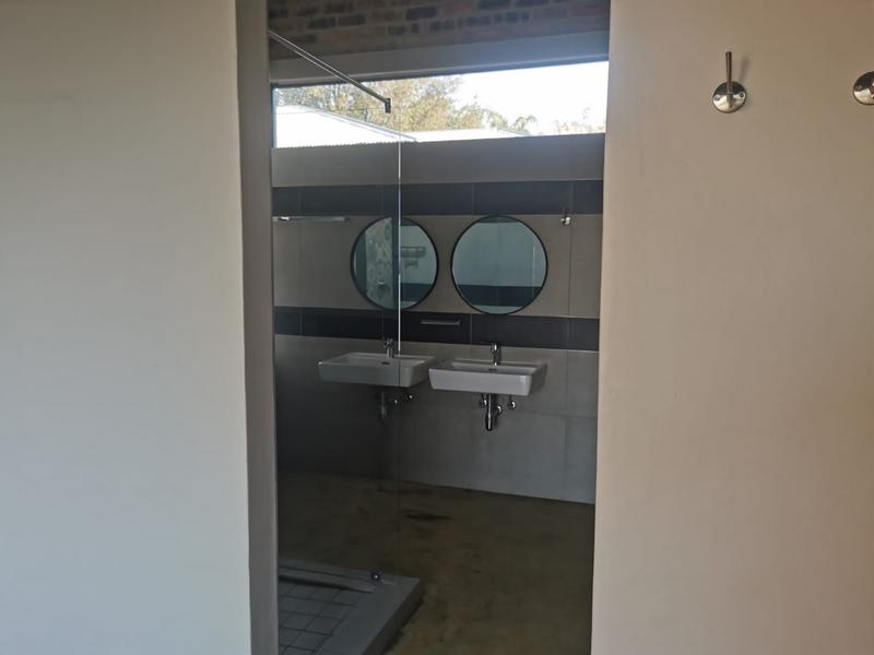 2 Bedroom Property for Sale in Waterkloof A H Gauteng