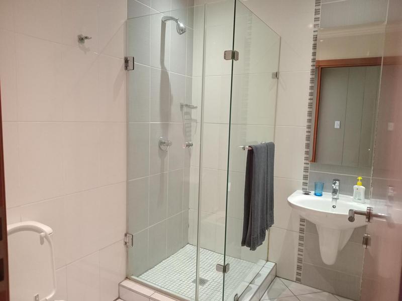 To Let 2 Bedroom Property for Rent in Bedford Gardens Gauteng