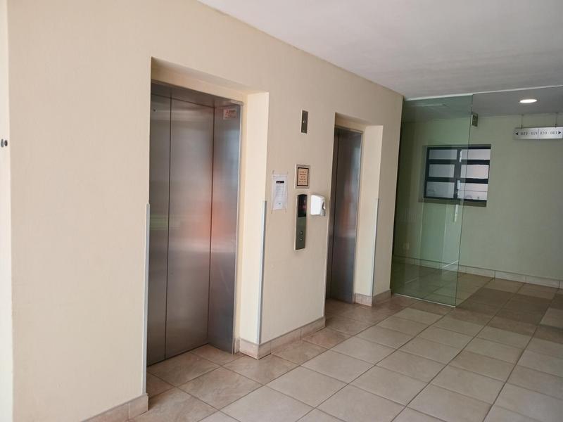 To Let 2 Bedroom Property for Rent in Bedford Gardens Gauteng