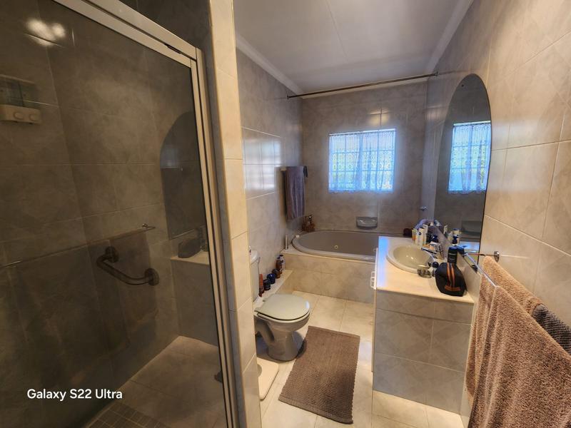 3 Bedroom Property for Sale in New Redruth Gauteng