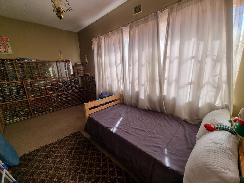 3 Bedroom Property for Sale in South Crest Gauteng