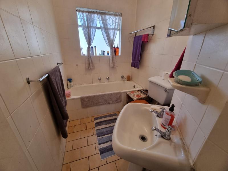 3 Bedroom Property for Sale in South Crest Gauteng