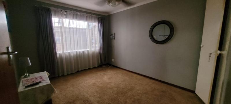 2 Bedroom Property for Sale in South Crest Gauteng