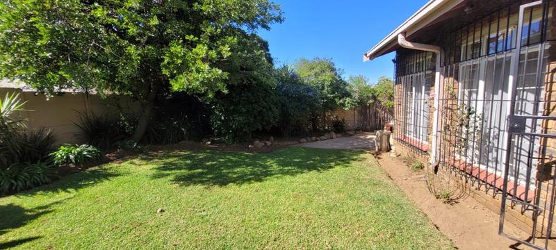 2 Bedroom Property for Sale in South Crest Gauteng