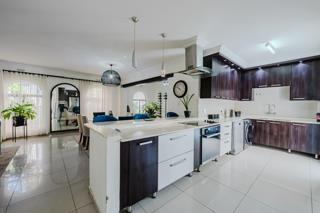 4 Bedroom Property for Sale in Glenvista Gauteng