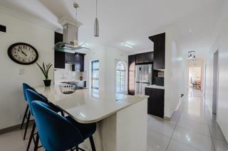 4 Bedroom Property for Sale in Glenvista Gauteng