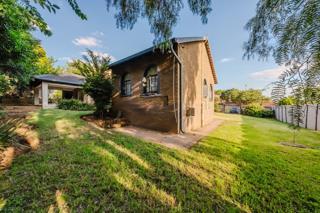 4 Bedroom Property for Sale in Glenvista Gauteng