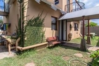 6 Bedroom Property for Sale in Rispark Gauteng