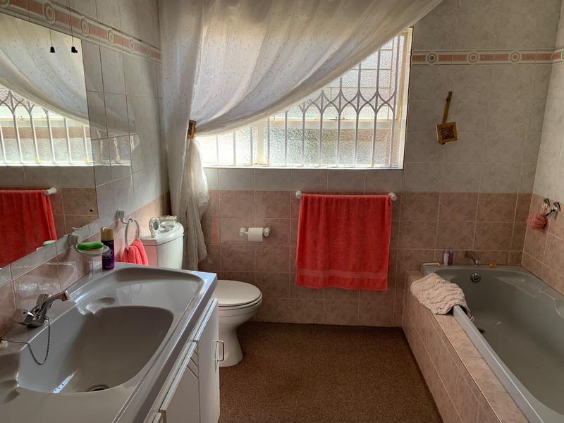 To Let 3 Bedroom Property for Rent in Vanderbijlpark SW 5 Gauteng