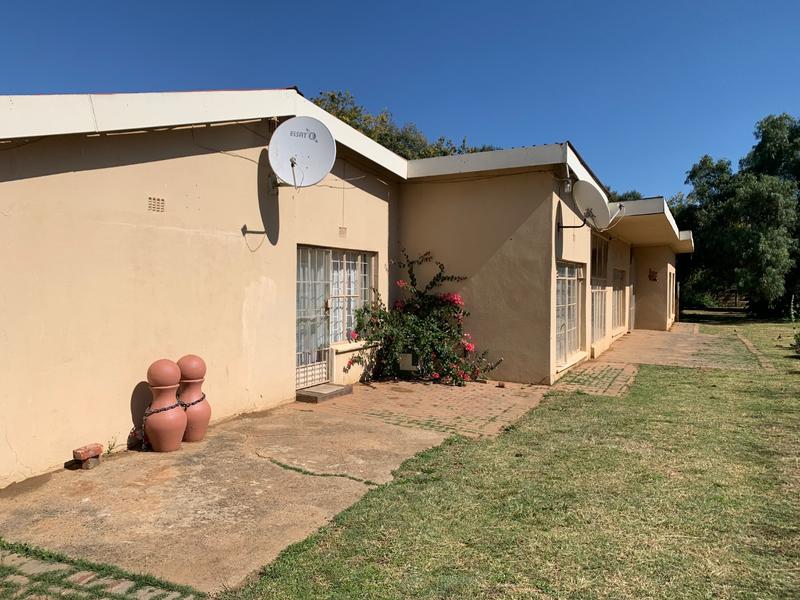 6 Bedroom Property for Sale in Northdene Gauteng