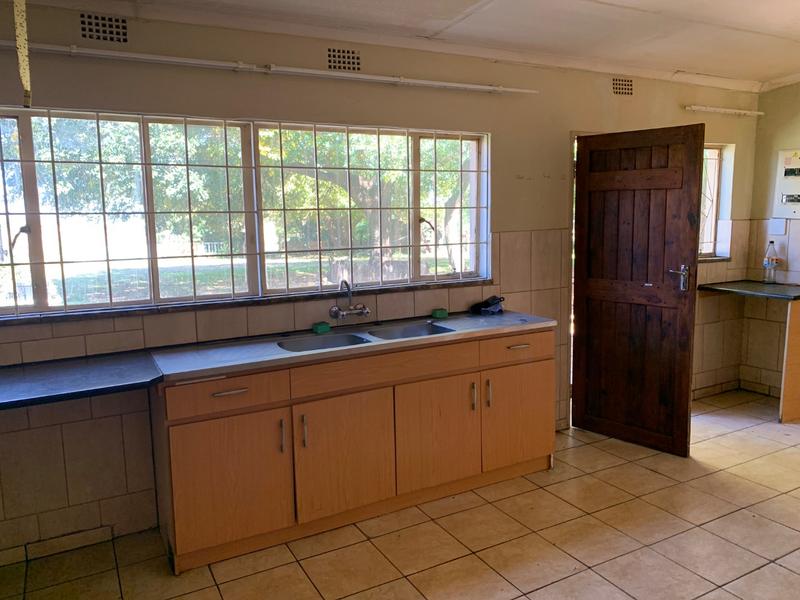 6 Bedroom Property for Sale in Northdene Gauteng