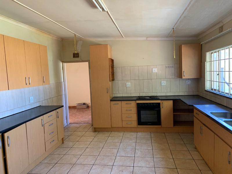 6 Bedroom Property for Sale in Northdene Gauteng