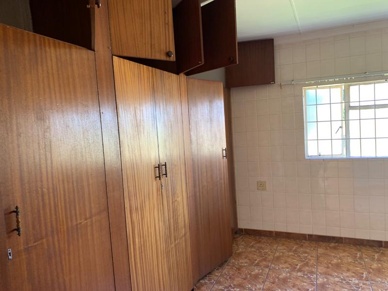 6 Bedroom Property for Sale in Northdene Gauteng