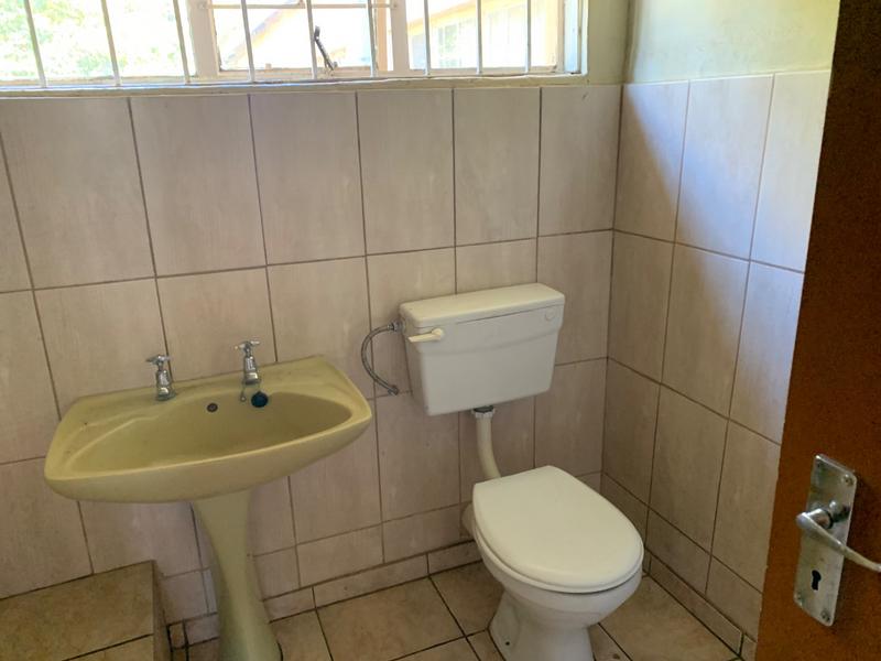 6 Bedroom Property for Sale in Northdene Gauteng