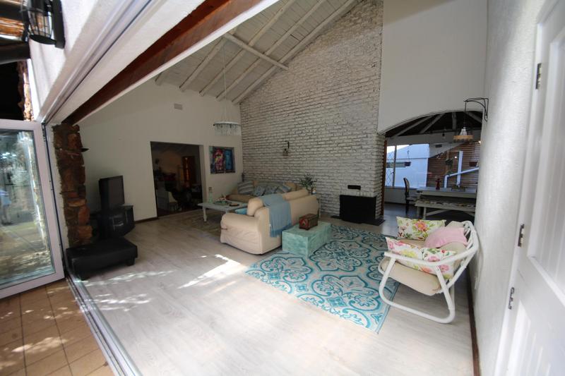 To Let 3 Bedroom Property for Rent in Blairgowrie Gauteng