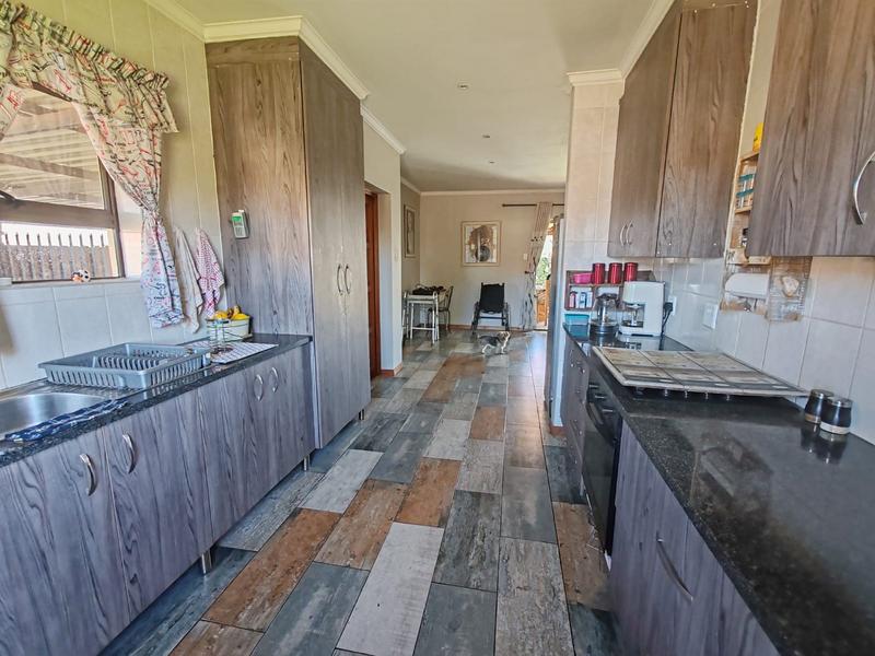 To Let 3 Bedroom Property for Rent in Kookrus Gauteng