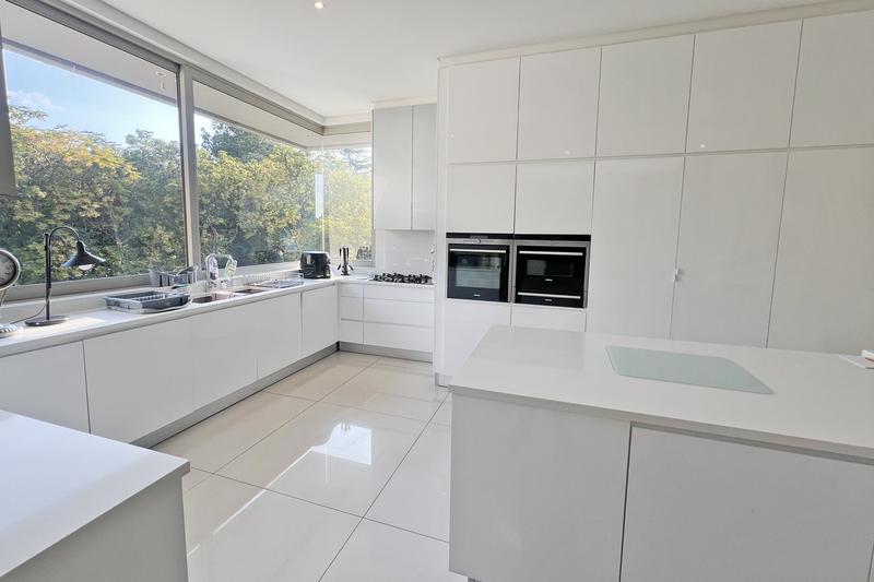 To Let 2 Bedroom Property for Rent in Morningside Gauteng