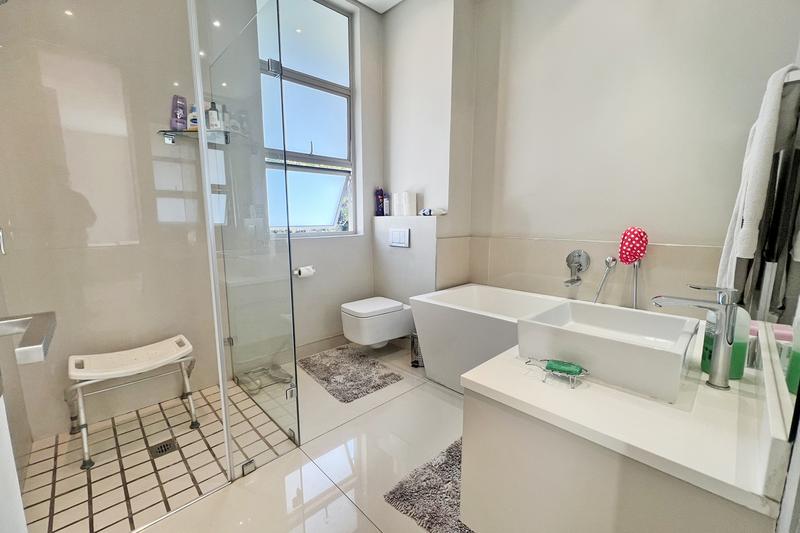 To Let 2 Bedroom Property for Rent in Morningside Gauteng
